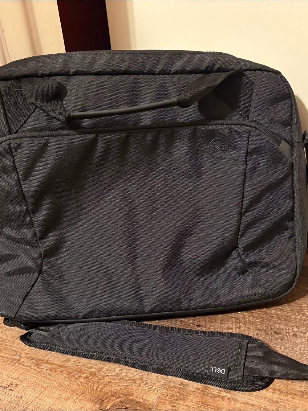 Dell Black Slim Laptop Messenger Bag